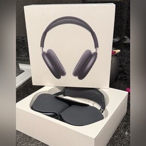 Apple Air Pods Max- Used Once AUTHENTIC Includes Slim Carry Case.
